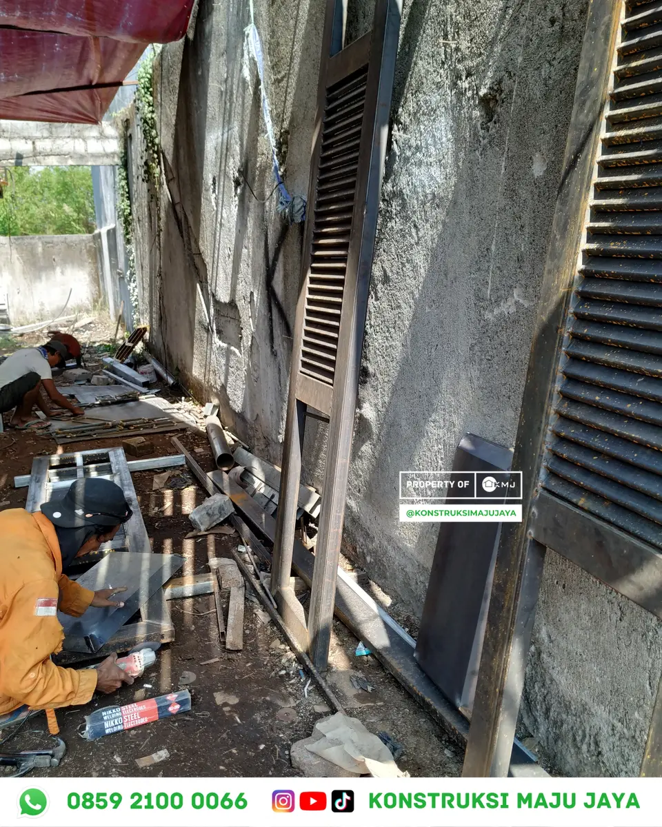 Jendela Aluminium Minimalis Tangerang - Detail Aksesoris Engsel & Kuncian Stainless Jendela Aluminium Minimalis Tangerang
