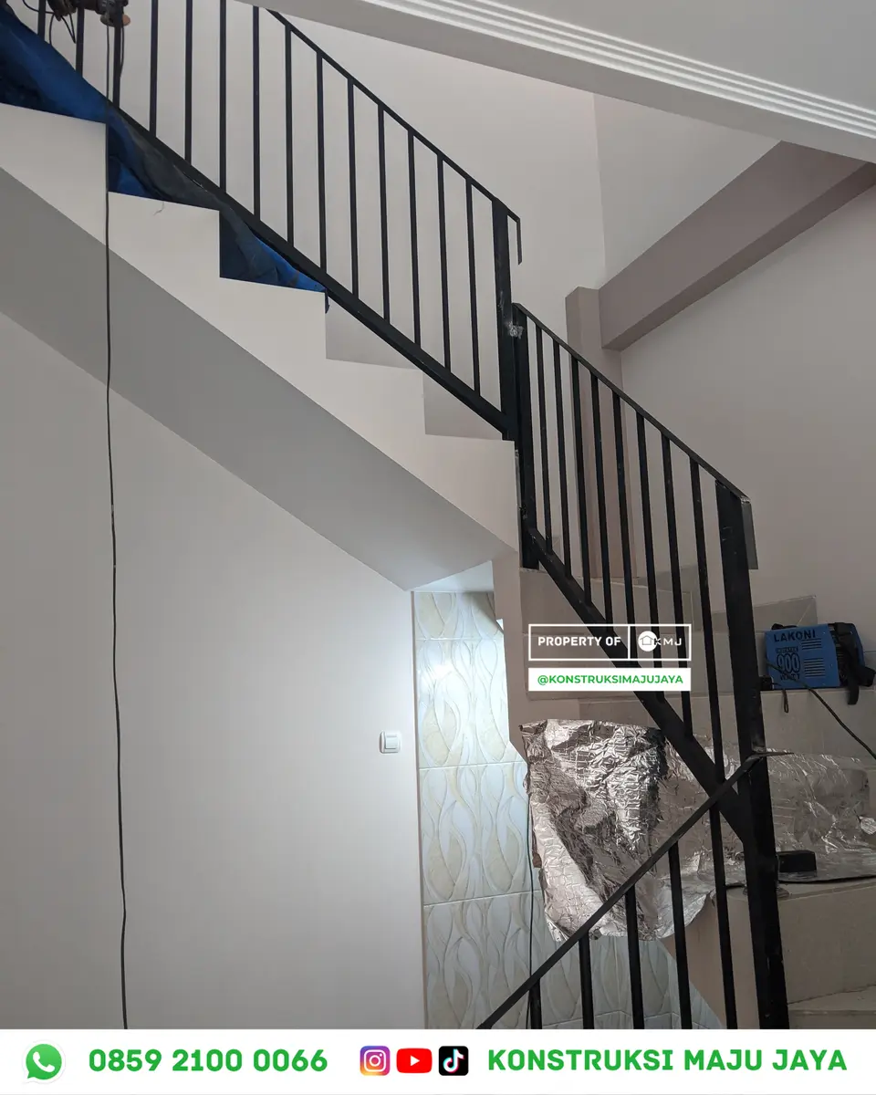 Cara Pemasangan Pintu Aluminium Kaca yang Rapi & Kedap Air: Teknik Sealant tempered 8mm di Pondok Indah – Hasil Akhir & Inspeksi Celah Udara Pintu Aluminium Kaca