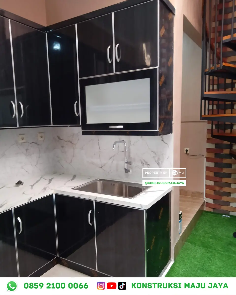 Aplikasi Sealant Weatherproof di Sekeliling Kusen Cara Pemasangan Jendela Aluminium Minimalis yang Rapi & Kedap Air: Teknik Sealant kedap angin di Jakarta Timur โ Aplikasi Sealant Weatherproof di Sekeliling Kusen