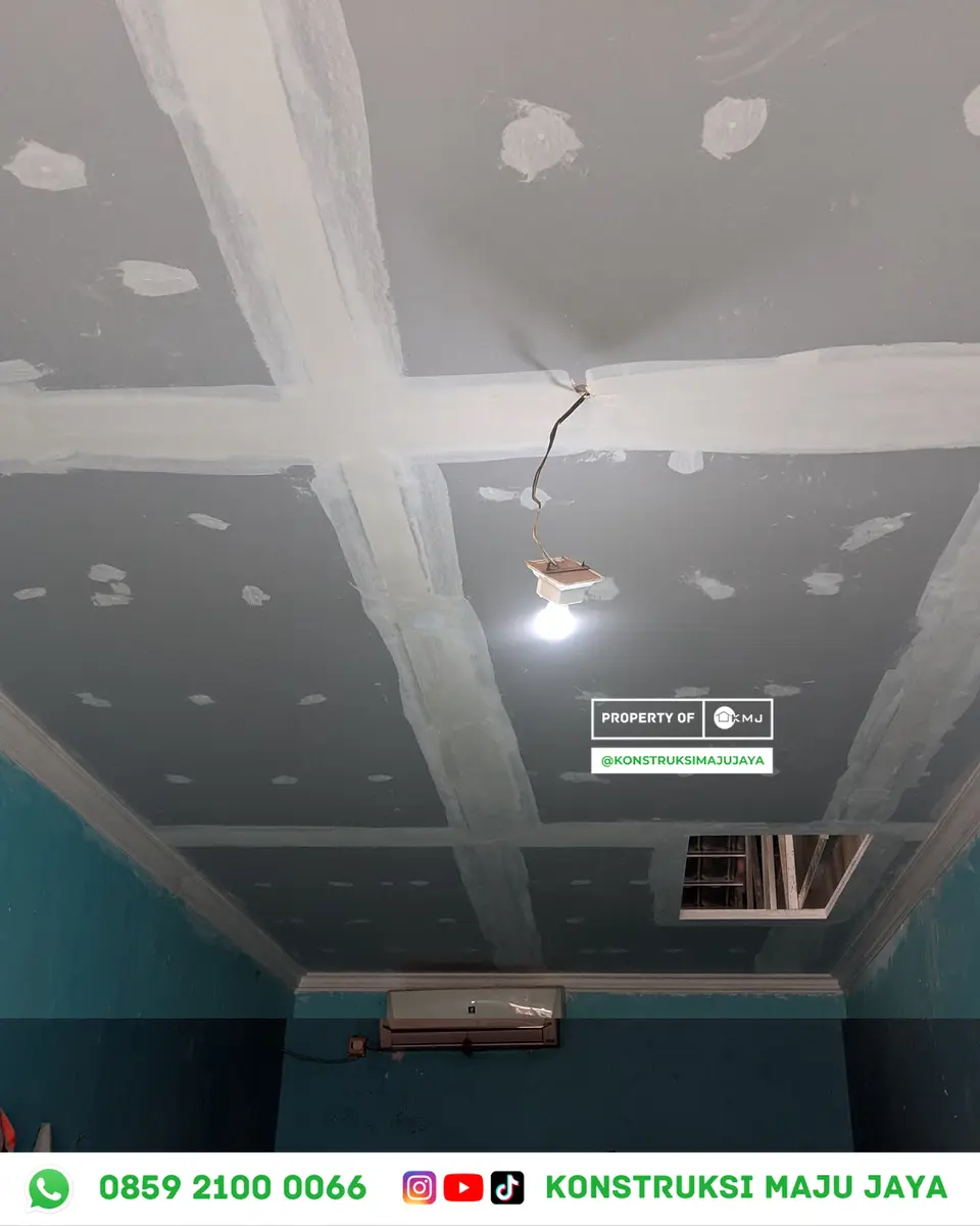 Tim Profesional Konstruksi Maju Jaya di Lapangan Promo Pintu Aluminium Kaca Bergaransi di Bogor 2024 – Bongkar Pasang Rapi, Siap Survei Gratis! – Tim Profesional Konstruksi Maju Jaya di Lapangan